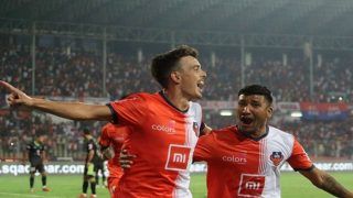 FC Goa Make Stunning Comeback to Defeat Delhi Dynamos 3-2 in ISL Thriller - Video Highlights