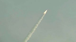 इसरो की बड़ी सफलता, PSLV-C43 लॉन्‍च, भारत के HysIS व 8 देशों के 30 उपग्रह के साथ कक्षा में स्‍थापित