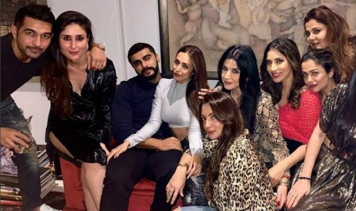 Arjun Kapoor And Malaika Arora Party With Kareena Kapoor Maheep Kapoor See Rumoured Couple S Cozy Pictures India Com arjun kapoor and malaika arora party
