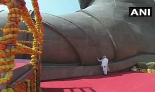 Cong IT Cell Head Divya Spandana Likens PM Modi to Bird Droppings