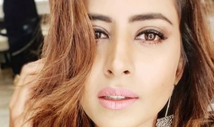 Punjabi Hottie Sargun Mehta Looks Stunning in Her Latest Picture, Check Punjabi Hottie Sargun Mehta Looks Stunning in Her Latest Picture, Check