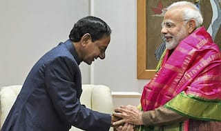 Amid Third Front Efforts, KCR Meets PM Modi, Holds Discussions on Pending Projects