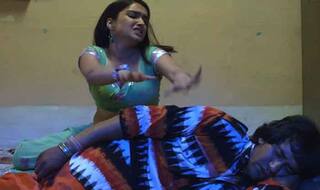 'हमार चोली में' गाने पर आम्रपाली दुबे और निरहुआ के डांस ने लगाई 'आग', 7 करोड़ से अधिक Views