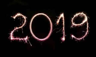 Happy New Year: अपनों को भेजें Emotional Messages, दिल को छू जाएंगी ये बातें...