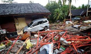 इंडोनेशिया में सुनामी से मरने वालों की संख्या 281 हुई, 1000 से ज्यादा घायल