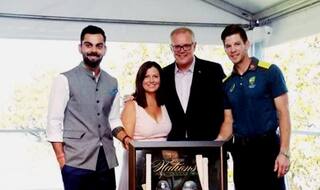 4th Test: 'Keeping Tradition Alive'! Kohli, Paine Sign Captains Roll of Honour as Rain Plays Spoilsport in SCG | WATCH