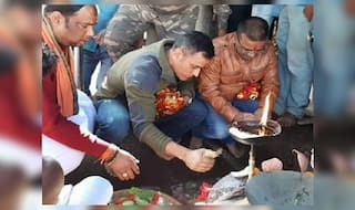 Aus vs Ind 2018-19: Dhoni Seeks Blessings at Ranchi's Famous  Deori Mandir Ahead of ODI Series | WATCH