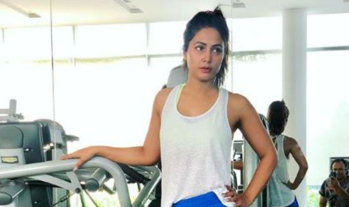 Television Hottie Hina Khan Looks Her Sexiest Best in White Tank Top And Blue Shorts as She Gears up to Workout Television Hottie Hina Khan Looks Her Sexiest Best in White Tank Top And Blue Shorts as She Gears up to Workout