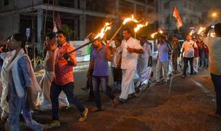 Sabarimala Showdown: Protests in Kerala After Two Women Enter Hill Shrine; State-Wide Hartal Today