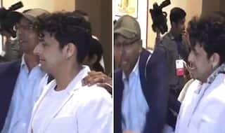 सोनू निगम के साथ सेल्फी लेने गया था शख्स, फिर जो हुआ उसे देख रह जाएंगे दंग