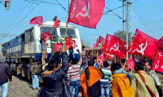Bharat Bandh: Woman Dies During Protest in Karnataka; Odisha, West Bengal Worst Hit