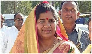 मध्य प्रदेश: मंत्री नहीं पढ़ पाईं हिंदी में लिखी गणतंत्र दिवस की स्पीच, बोलीं- बीमार थी, डॉक्टर से पूछ लो