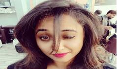 PICS: ऐसा है Rani Chatterjee का नया लुक, हेयरकट के बाद शेयर की बोल्‍ड फोटो...