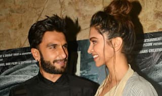 Deepika Padukone's Priceless Reaction on Ranveer Singh's Filmfare Win is Cutest Thing on Internet