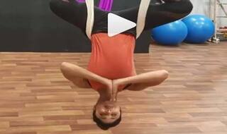 Fitness: शिल्पा शेट्टी ने हवा में किया Aerial yoga, बेहद मुश्किल था उनके लिए ये टास्‍क, देखें Video