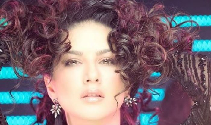 Sunny Leone Sensuously Poses in Sexy Black Sequin Dress And Flaunts Her Curly Hair, See Picture Sunny Leone Sensuously Poses in Sexy Black Sequin Dress And Flaunts Her Curly Hair, See Picture