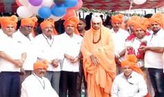 Watch: Close Shave For Seer as Helium Balloons Catch Fire in Karnataka's Suttur Mutt