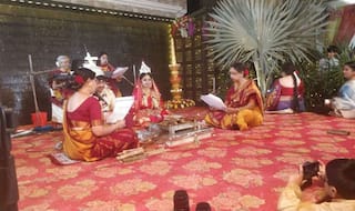 Viral: Bride's Father Refuses to do His Daughter's Kanyadaan, Calls Women Priests For The Wedding