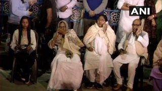 West Bengal: Mamata Banerjee Says Will Continue 'Satyagraha' Till Country, Constitution Saved