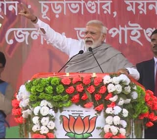 TMC, Congress Ignoring People; Mamata Didi Only Wants to be PM   : Modi at Jalpaiguri Rally