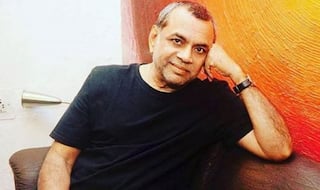 Paresh Rawal to Step Into Kader Khan's Shoes For Coolie No. 1 Remake? Read Deets