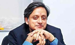'Shashi Tharoor Spent Three Nights With Pakistani Journalist in Dubai'