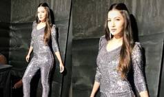 Gauahar Khan Dazzles in Grey Shimmery Outfit, See Pic