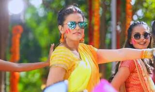 Watch: Akshara Singh's New Holi Song 'Sakhi Ke Marda Udawlas Garda' Will Get You More Excited For Holi
