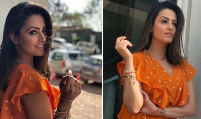 Television Hottie Anita Hassanandani Looks Sexy In Orange Dress