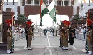 Pakistan Extends Airspace Ban, Asks India to Withdraw Fighter Jets From Forward Airbases