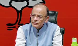 'If Teacher is Like Pitroda, Student Likely to be Nikamma,' Says Jaitley on Cong Indian Overseas Chief Remark