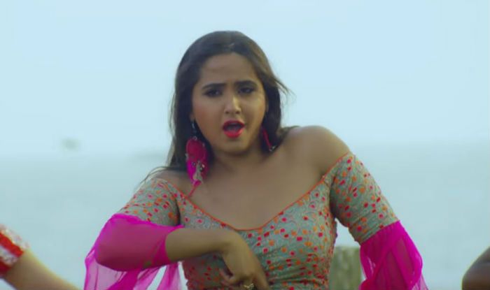 700px x 415px - Bhojpuri Hot Couple Khesari Lal Yadav And Kajal Raghwani's ...