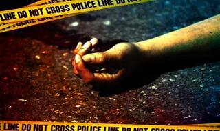 बीबी को सरप्राइज देने के लिए घर में चुपके से घुसा शख्स, ससुर ने मार दी गोली