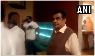 पर्रिकर के निधन के बाद गोवा में राजनीतिक संकट गहराया, देर रात हुई मीटिंग में नए सीएम पर नहीं बनी बात