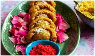 Holi 2019: Here Are Some Mouth-Watering Easy-to-Make Recipes You Can Try on This Festival