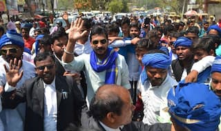 Hathras News: पीड़ित परिवार से मिलने Hathras गए Bhim Army चीफ चंद्रशेखर के खिलाफ FIR दर्ज