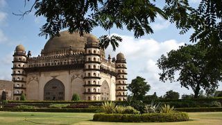 Top Must-Visit Historic Monuments in Bijapur Top Must-Visit Historic Monuments in Bijapur