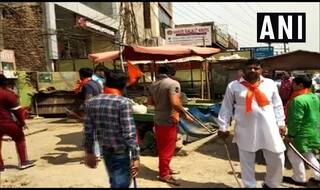 Gurugram: Hindu Sena Asks Meat Shopkeepers to Shut Their Shops During Navratri, Video Goes Viral