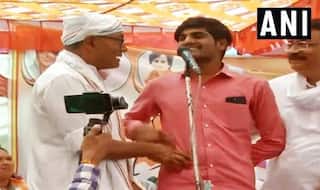 'Modi ji Killed Terrorists,' Man Stuns Digvijaya on Stage When Asked to Prove if he Got Rs 15 Lakh