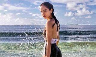 Miss World Manushi Chhilar Oozes Oomph in Black And Pink Monokini as She Takes Early Morning Swim at The Beach