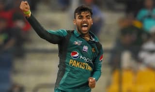 Surrey Cancels Contracts of Shadab Khan, D'Arcy Short Amid COVID-19 Crisis