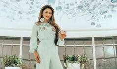 Urvashi Rautela Calls THIS Person Her Hero, Shares Viral Picture of 'Sweet Flower of Love'