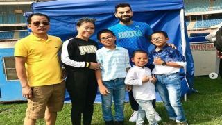 MC Mary Kom And Family Meet Virat Kohli Ahead of Royal Challengers Bangalore vs Delhi Capitals Clash | SEE PICS MC Mary Kom And Family Meet Virat Kohli Ahead of Royal Challengers Bangalore vs Delhi Capitals Clash | SEE PICS