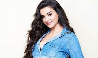 भोजपुरी सुपरस्टार अक्षरा सिंह का नया गाना रिलीज, 'कोरा में आजा छोरा' हो रहा है VIRAL 