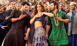Kalank Song Aira Gaira Out: Kriti Sanon's Dance  Binds Varun Dhawan-Aditya Roy Kapoor in Magic