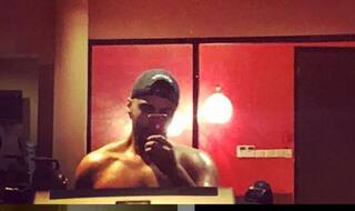 Arjun Kapoor Goes Shirtless as he Clicks Mirror Selfie at The Gym