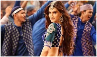 Aira Gaira Song Twitter Reaction: Kriti Sanon's Killer Dance Moves With Varun Dhawan-Aditya Roy Kapoor Bowl Fans Over
