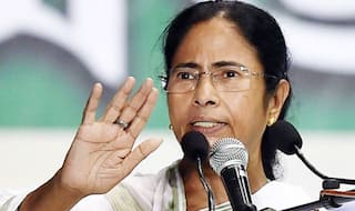 ममता बनर्जी का हमला, कहा- 'जय श्री राम' के नारे से धर्म और राजनीति को मिला रही है BJP