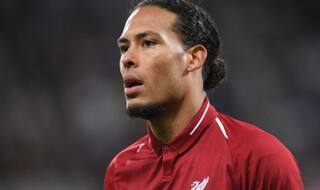 Van Dijk Wins Premier League Player of The Season Award