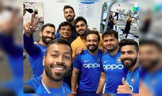 अच्छे प्रदर्शन के लिए एक-दूसरे से ऐसे 'प्यार' बढ़ा रही भारतीय टीम, कोहली, धोनी और रोहित हैं लीडर